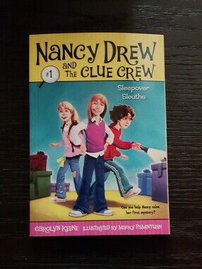 Nancy Drew and the Clue Crew: Sleepover Sleuths - Kids Book (Blue/Yellow/Pink)